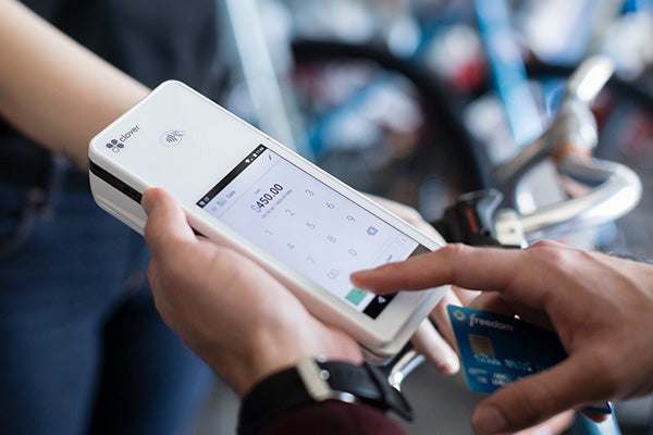 5 Reasons a Clover Screen Protector Is a Must-Have For Your Restaurant?